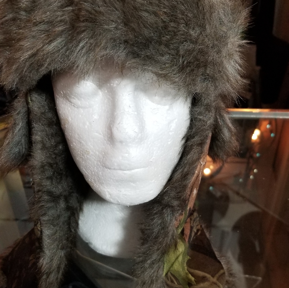 Winter hat - Picture 4 of 4